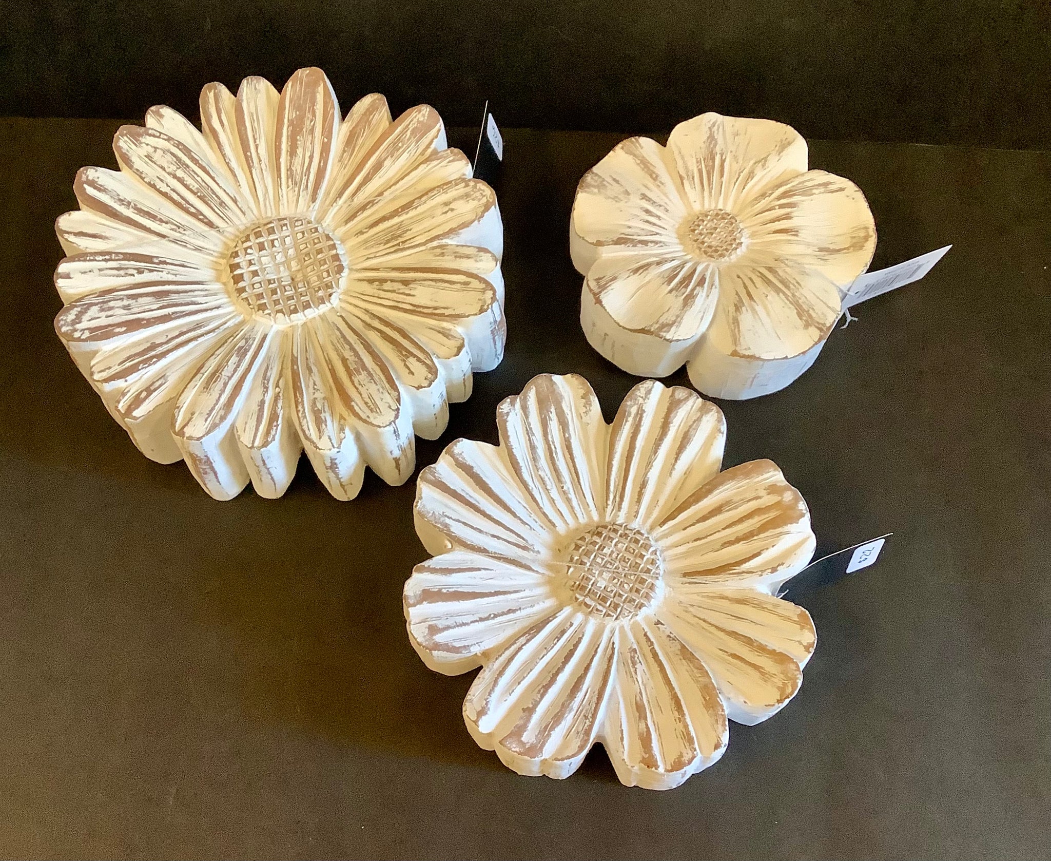 Tabletop daisies (3 sizes)