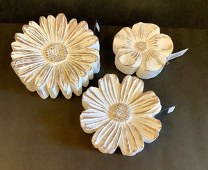 Tabletop daisies (3 sizes)