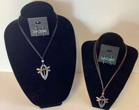 Dragonfly necklace/earring set (2 colors)