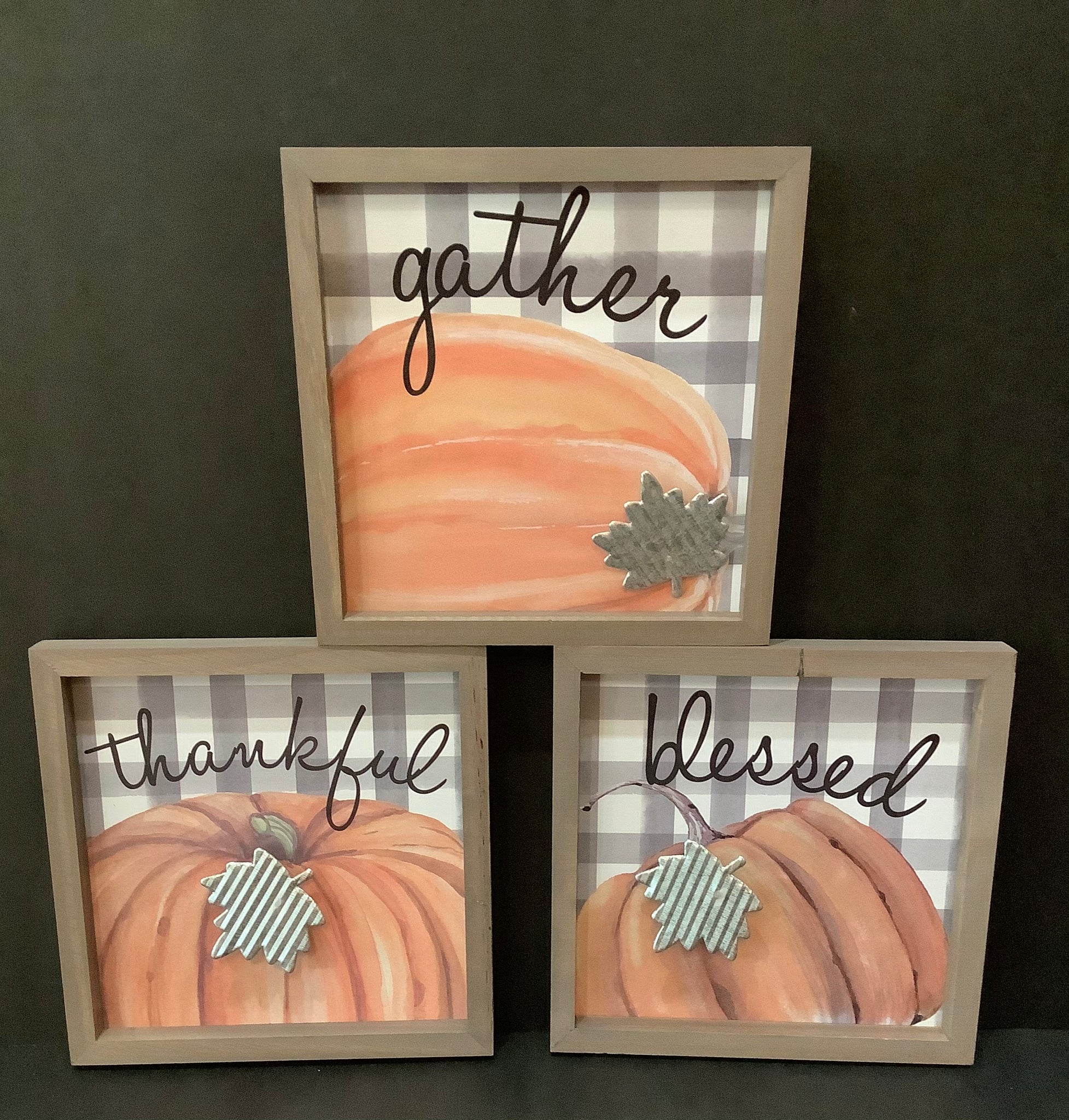 Pumpkin Plaid Sign (3 styles)