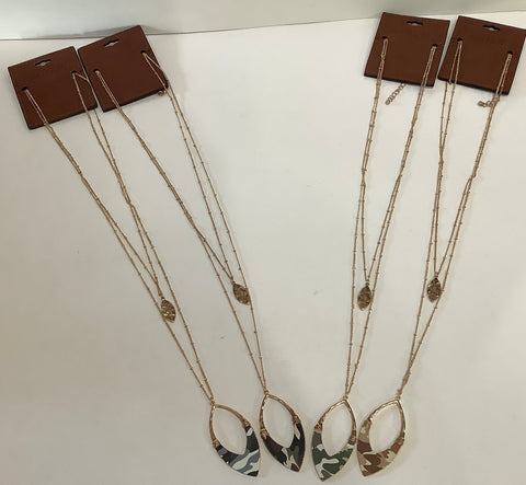 Camo necklace (4 colors)