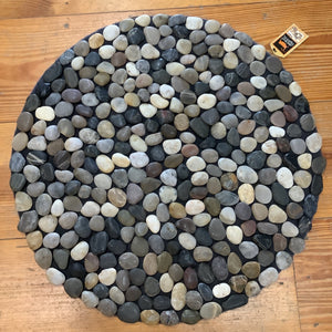 Pebble mat