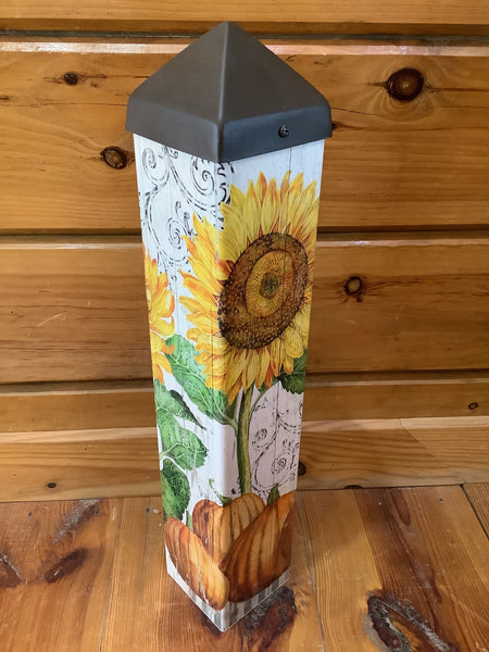 Farm House Sunflower Art Pole